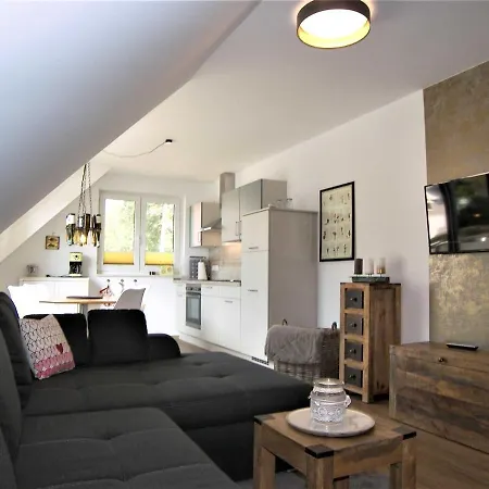 شقة Hubertus Mit 2 Schlafzimmern Und Balkon