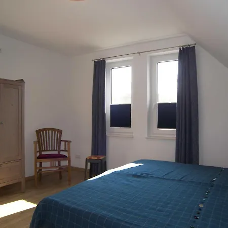 Hubertus Mit 2 Schlafzimmern Und Balkon Apartment Kolpinsee
